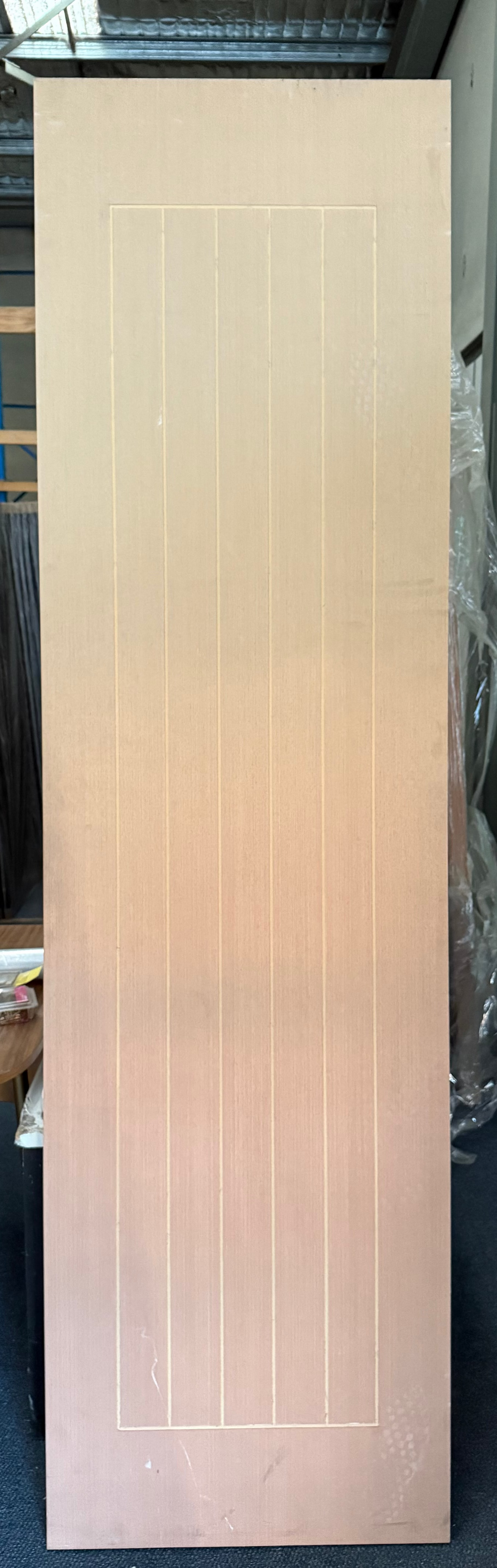 LINE DESIGN DOOR - CLEARANCE