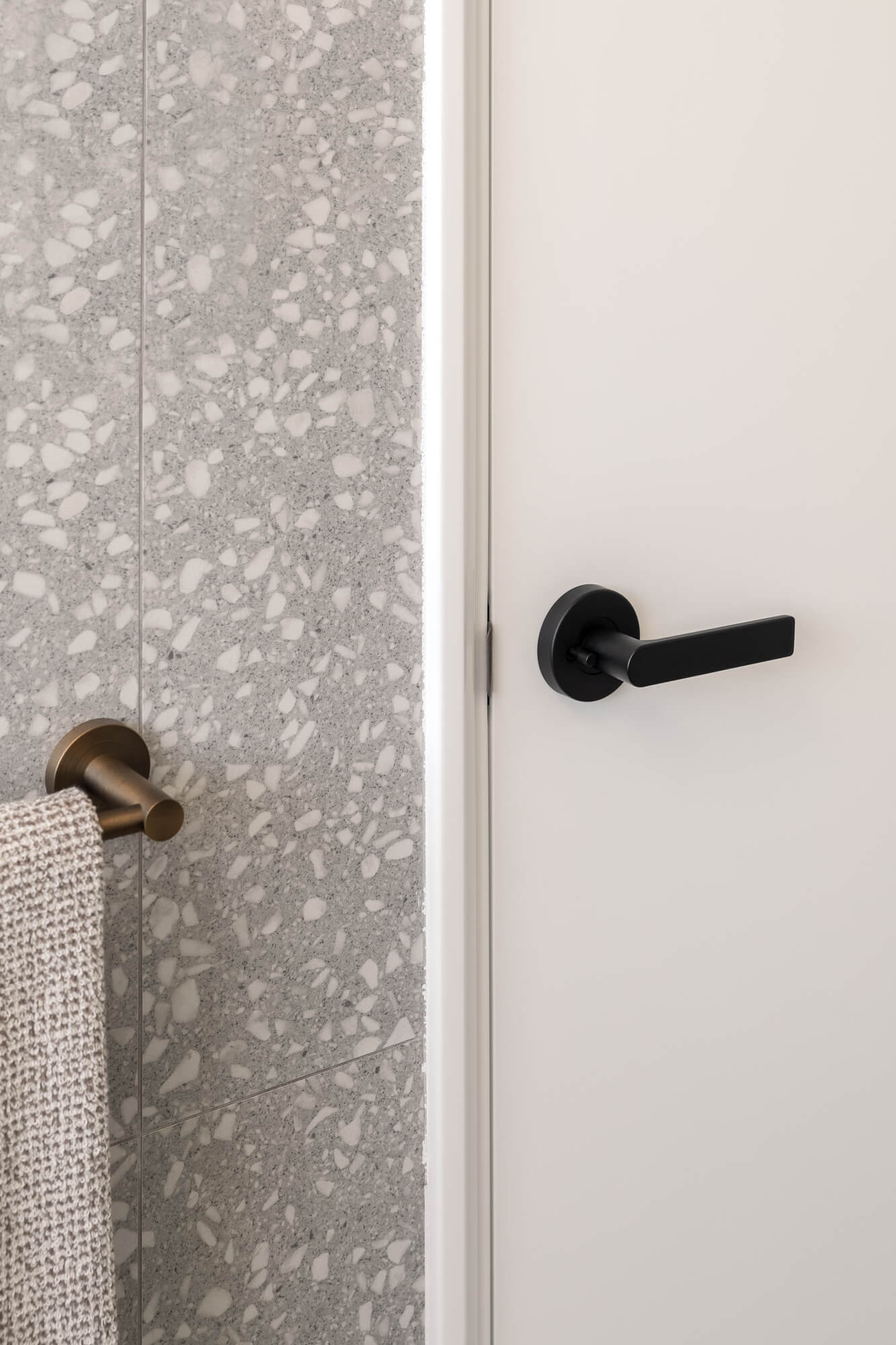 Zanda Door Handle - Kent