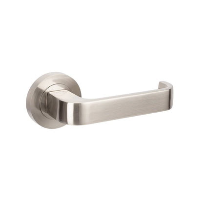 Zanda Door Handle - Streamline